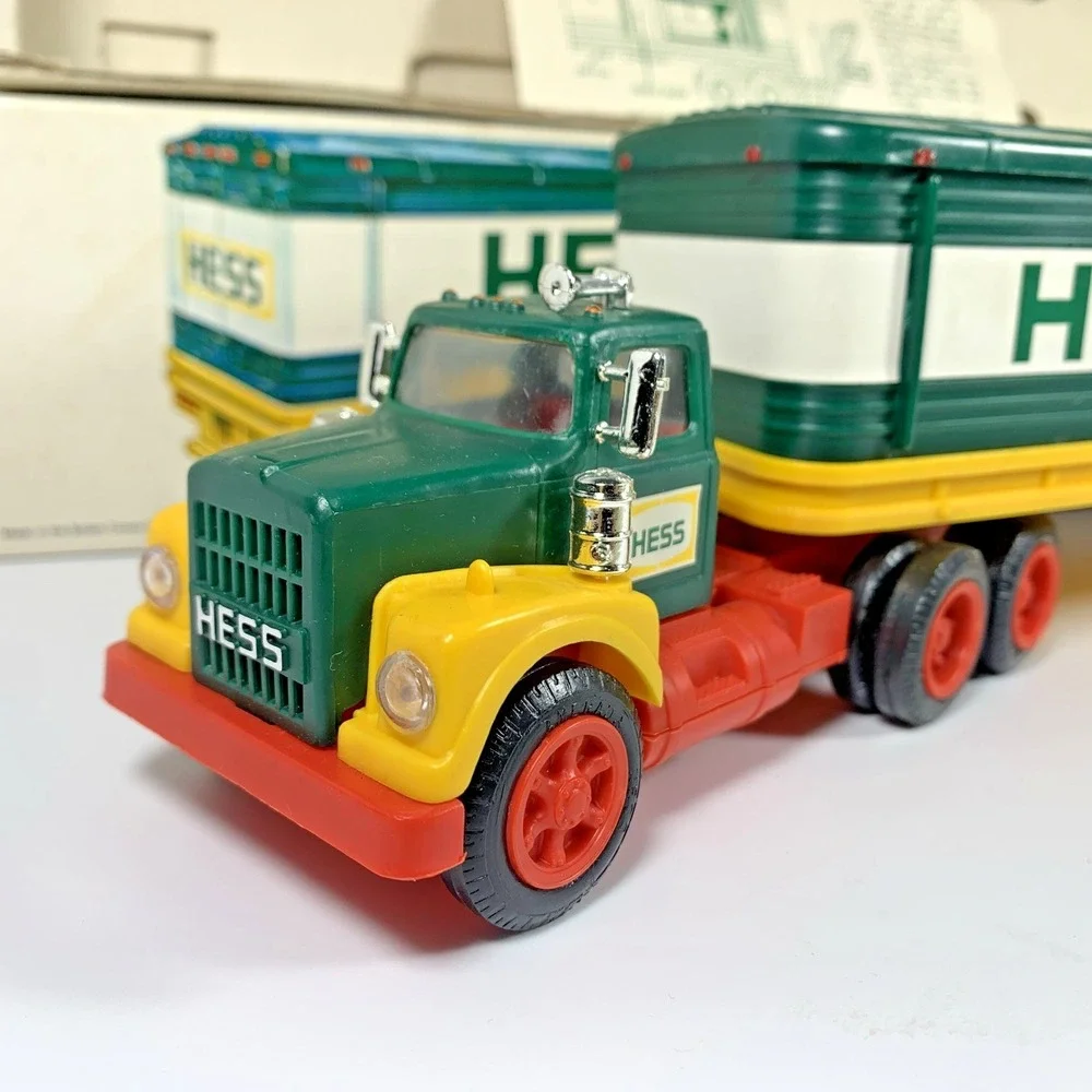 RARE Vintage‎ 1976 HESS Toy Tanker Truck w/ Barrels & Card in Original Box